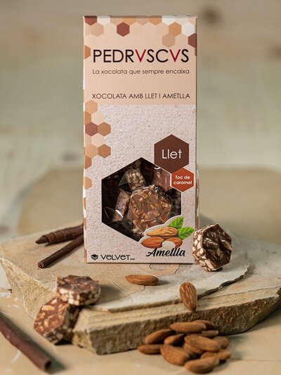 PEDRVSCVS xocolata llet i ametlla